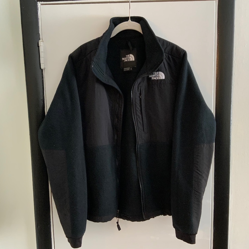 The North Face Women’s Black Fleece Jacket Zip-Up Size Medium